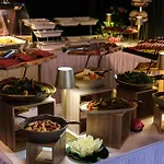 Peninsula Boutique Готель
