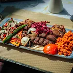 Peninsula Boutique Готель