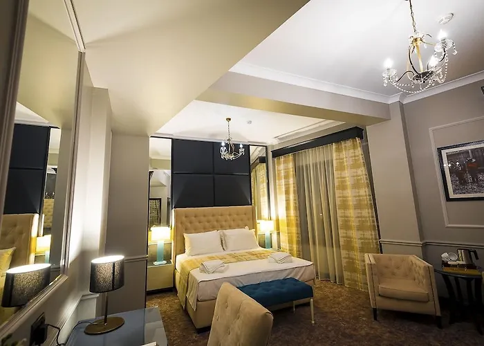 Peninsula Boutique Constança