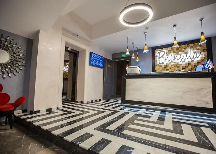 Peninsula Boutique Hotel 4*