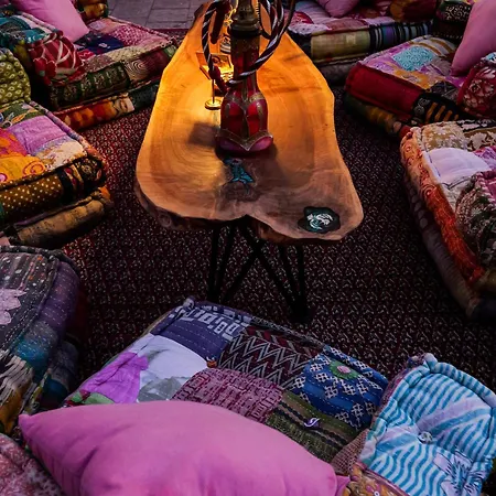 Peninsula Boutique מלון 4*