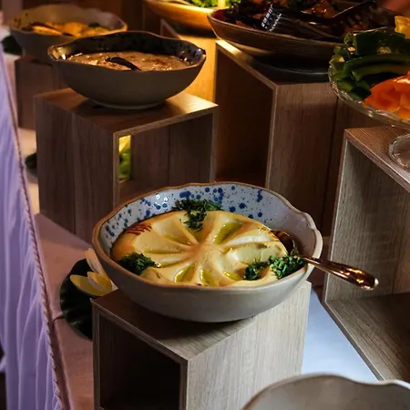 Peninsula Boutique 4*