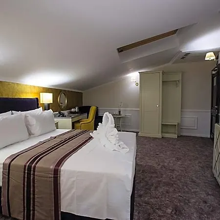 Peninsula Boutique Constanta