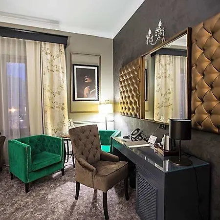 Peninsula Boutique 4* Constanta