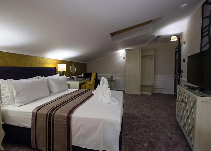 Peninsula Boutique 4*