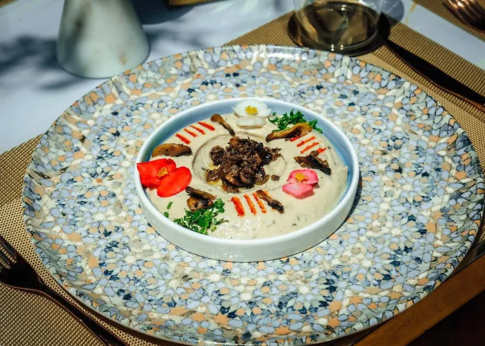 Отель Peninsula Boutique