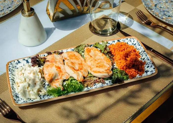 Отель Peninsula Boutique 4*