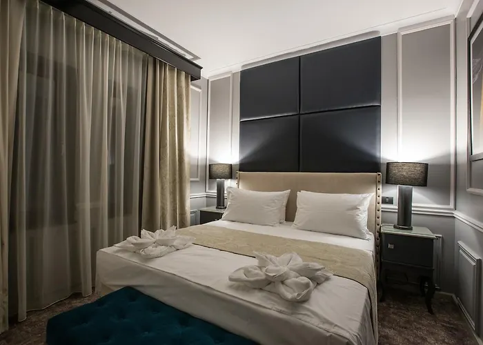 Peninsula Boutique Отель 4*